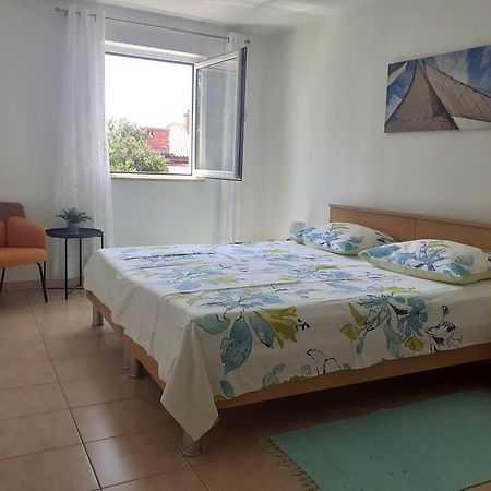 Apartment Zlata Раб Екстер'єр фото
