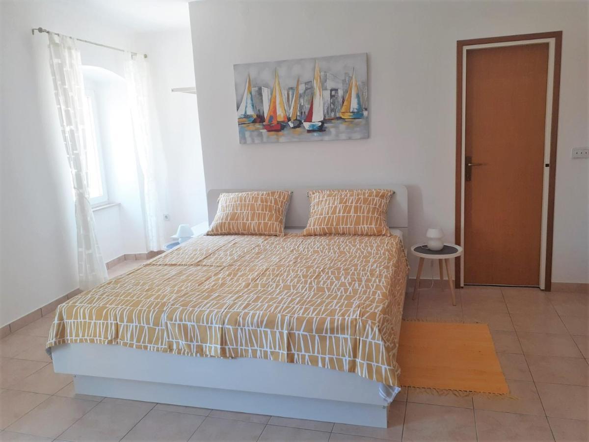 Apartment Zlata Раб Екстер'єр фото
